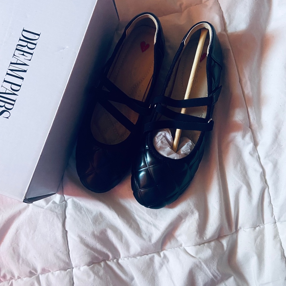 Girls black dress shoes